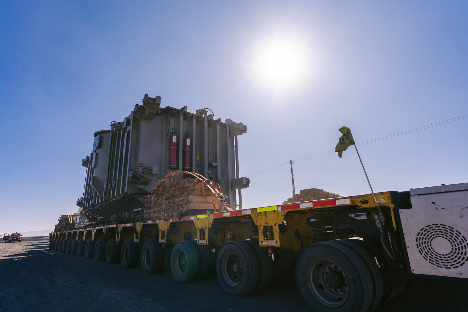 WEG Transformador Antofagasta — transformador bandera detalle