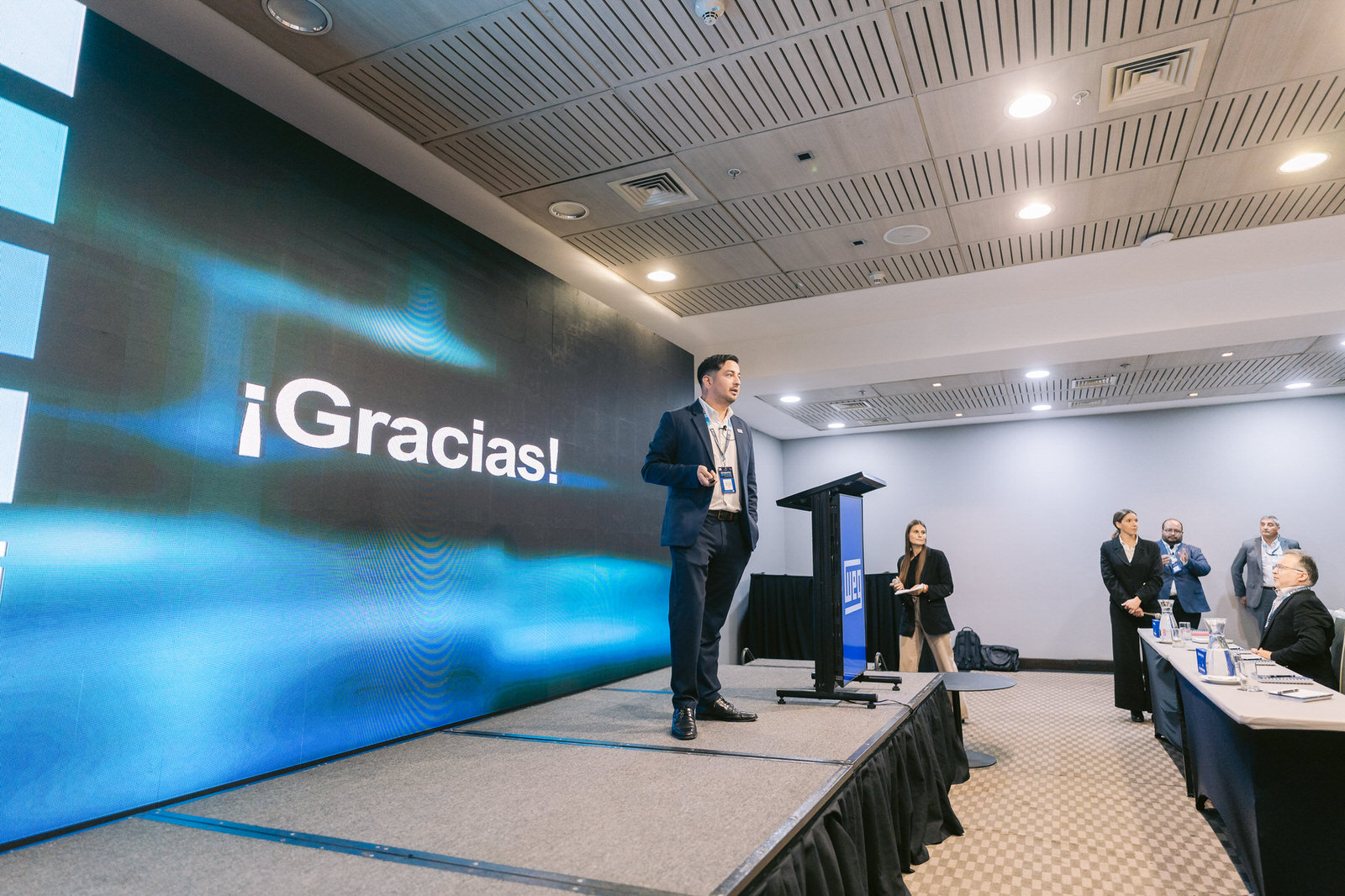 Ponente cierre gracias Seminario WEG Santiago